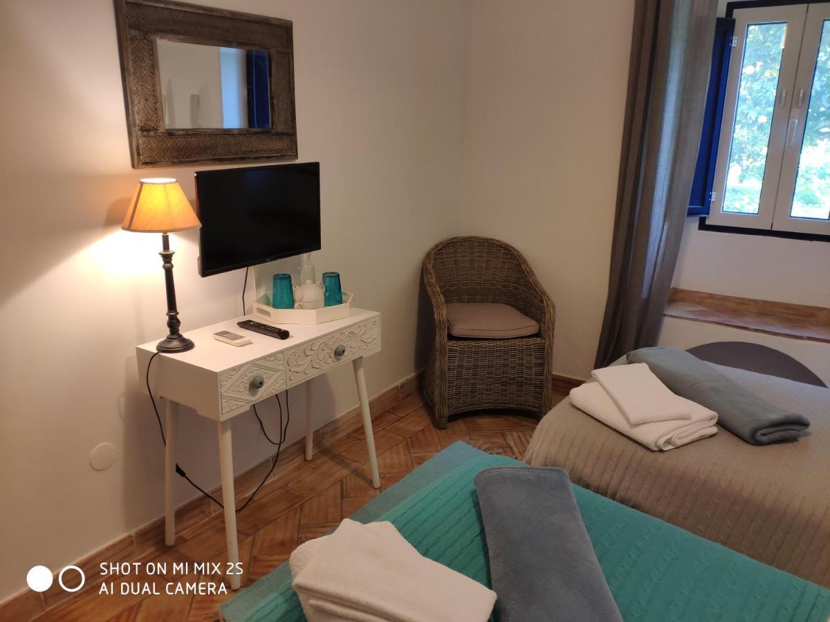 Casa Da Tia Amalia Vandrarhem Mértola Exteriör bild