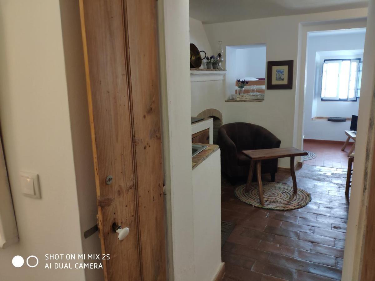 Casa Da Tia Amalia Vandrarhem Mértola Exteriör bild
