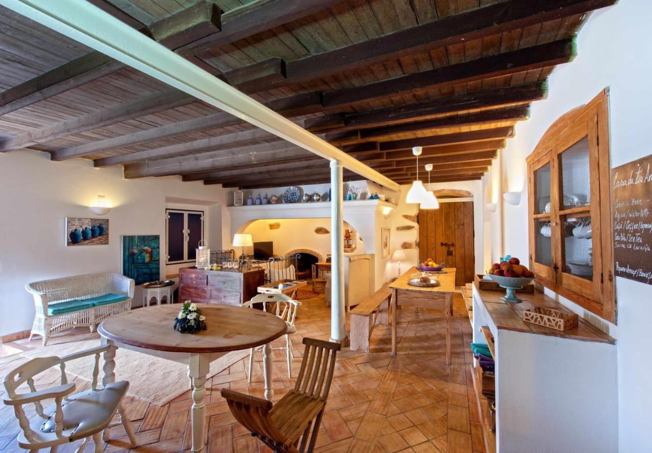 Casa Da Tia Amalia Vandrarhem Mértola Exteriör bild