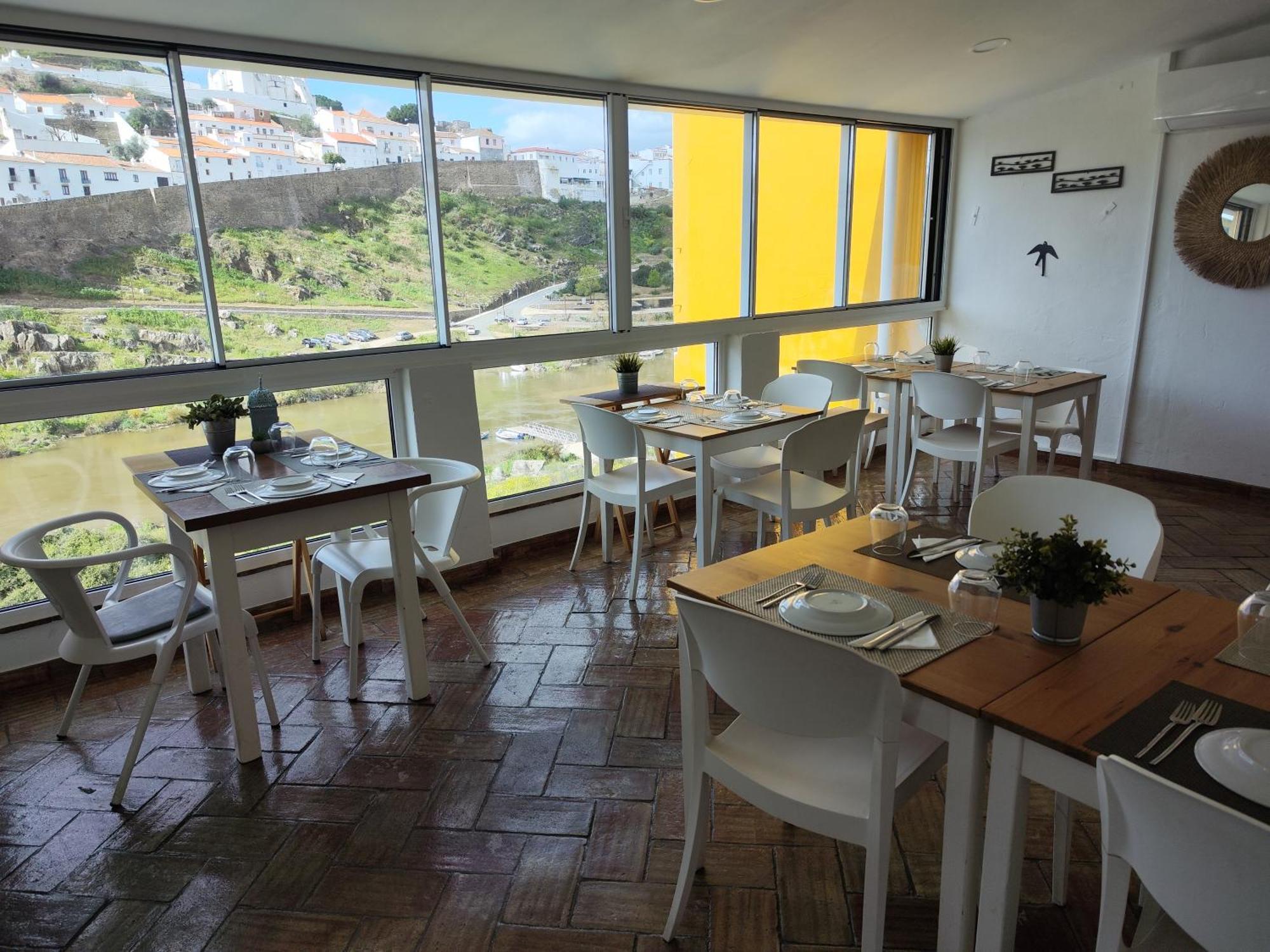 Casa Da Tia Amalia Vandrarhem Mértola Exteriör bild